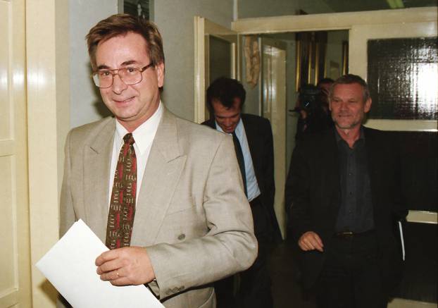 Zagreb: ?elnici oporbenih stranaka održali sastanak, 21.09.1998.