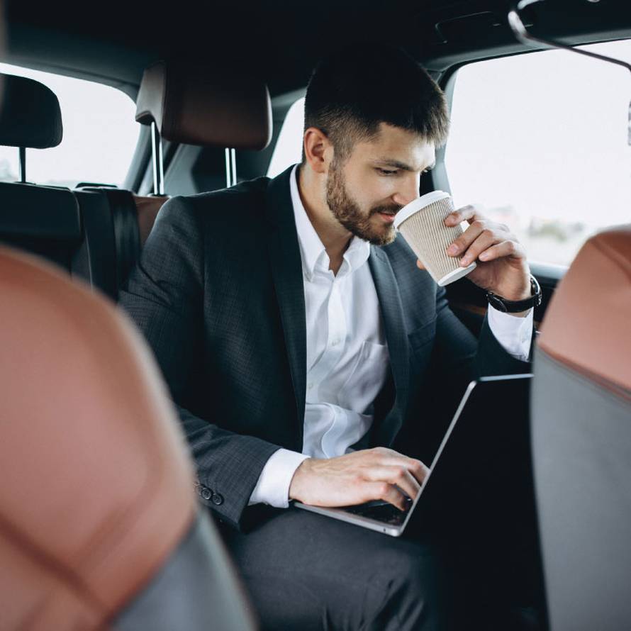 Taxi prijevoz u poslovnom svijetu: može li smanjiti troškove poslovanja?