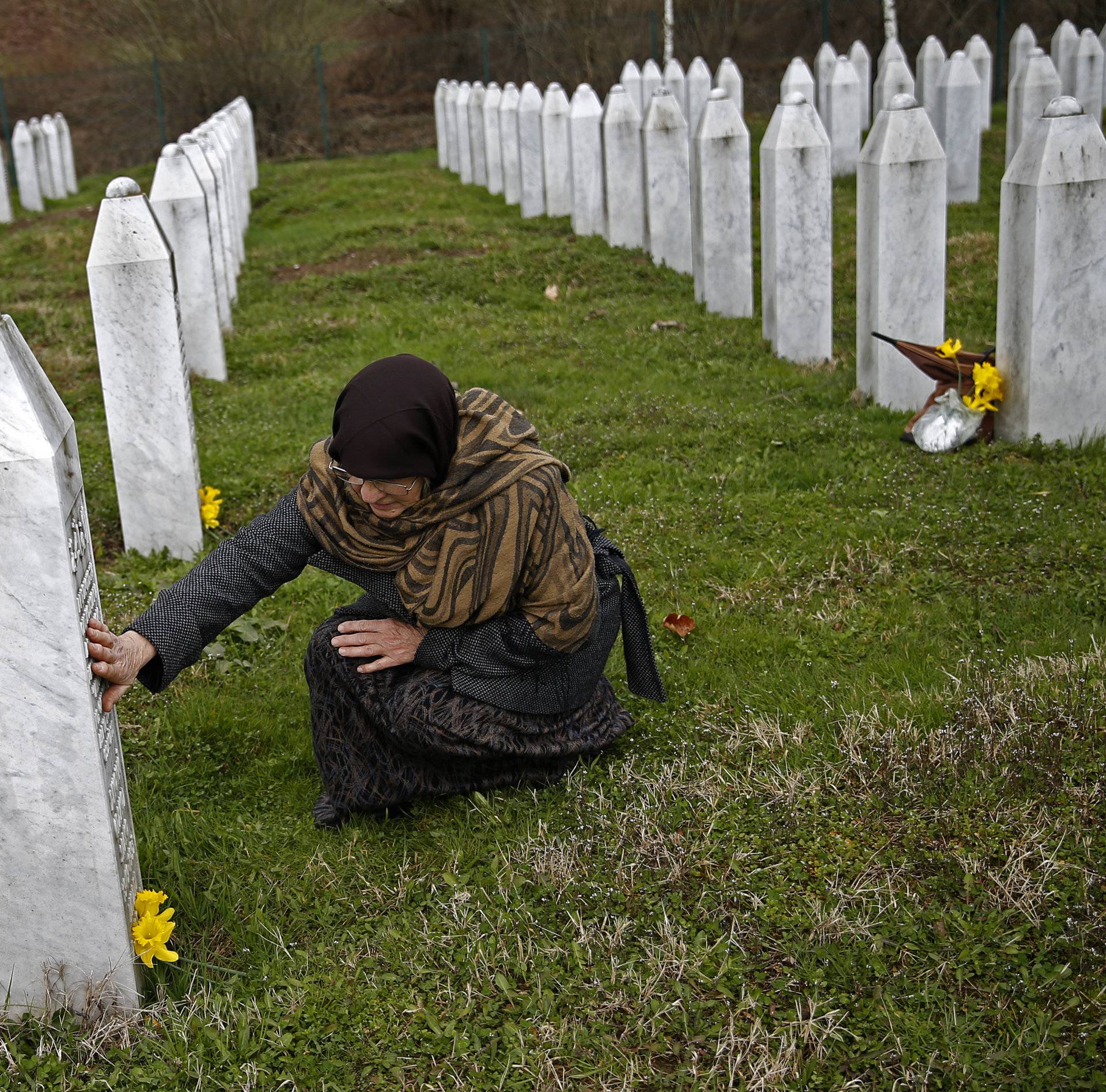 Optužba za genocid: Muškarce su strijeljali, a djevojke silovali