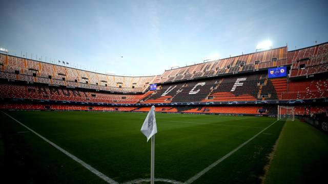 Valencia v Chelsea - UEFA Champions League - Group H - Mestalla