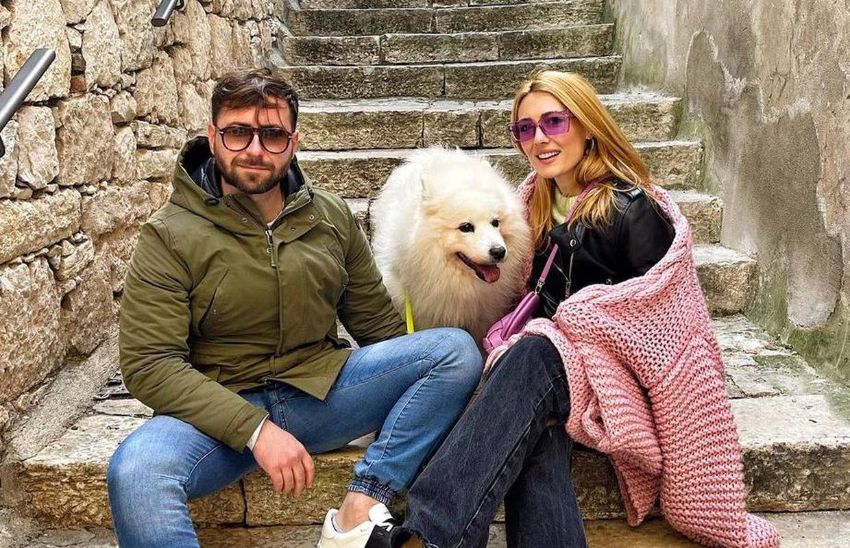 Voditeljica Ivana Mišerić uživa na odmoru u Rovinju s dečkom: 'Cvjetaš od sreće, dobro ti stoji'