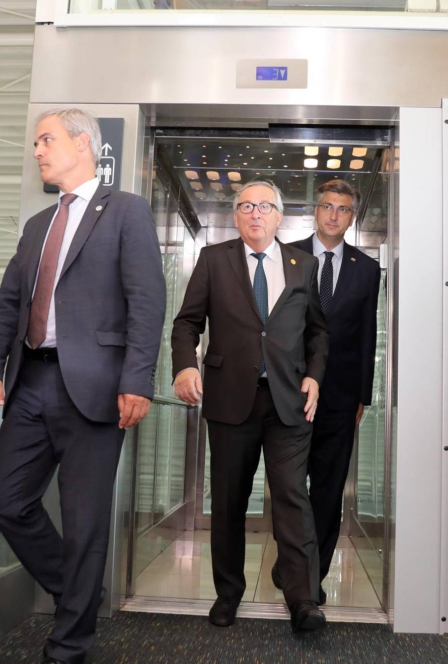 Plenki Junckera proveo kroz  obnovu zračne luke Dubrovnik