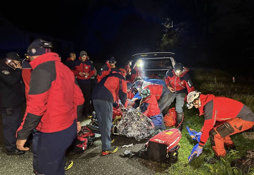 HGSS je pronašao nestalu ženu u rijeci Dobri, u bolnici je...