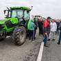Nezadovoljni seljaci jutros blokirali prometnice i granični prijelaz Županja - Orašje