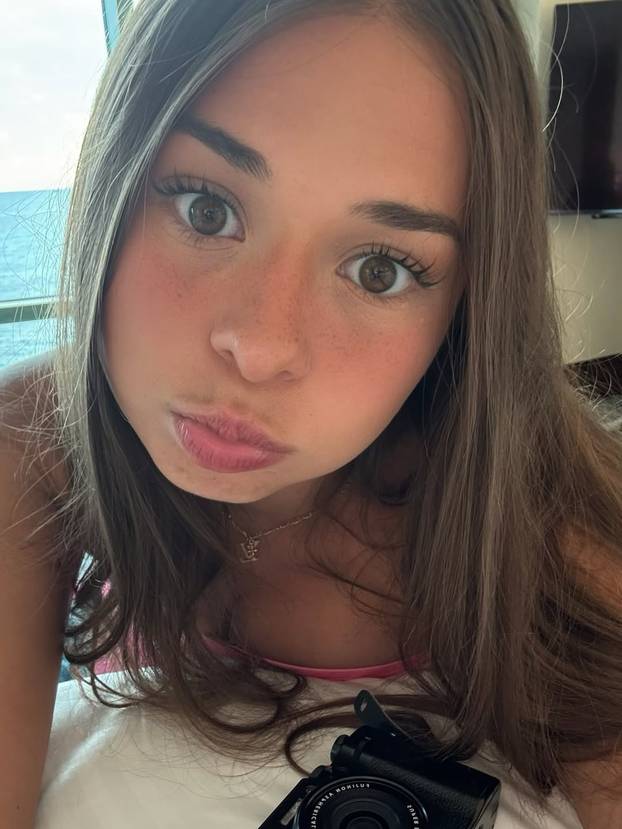 FOTO Shaq je uveselio curu koja zgrće hrpu love vrućim fotkama