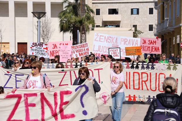 Split: Jubilarni 10. Marš za prava žena, u organizaciji udruge za ženska prava "Domine" i inicijative "Žene Splita"