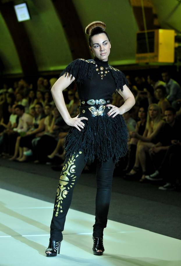Zagreb: Dreft Fashion Week Zagreb, 3. ve?er, Ines Zrnc Gregorina