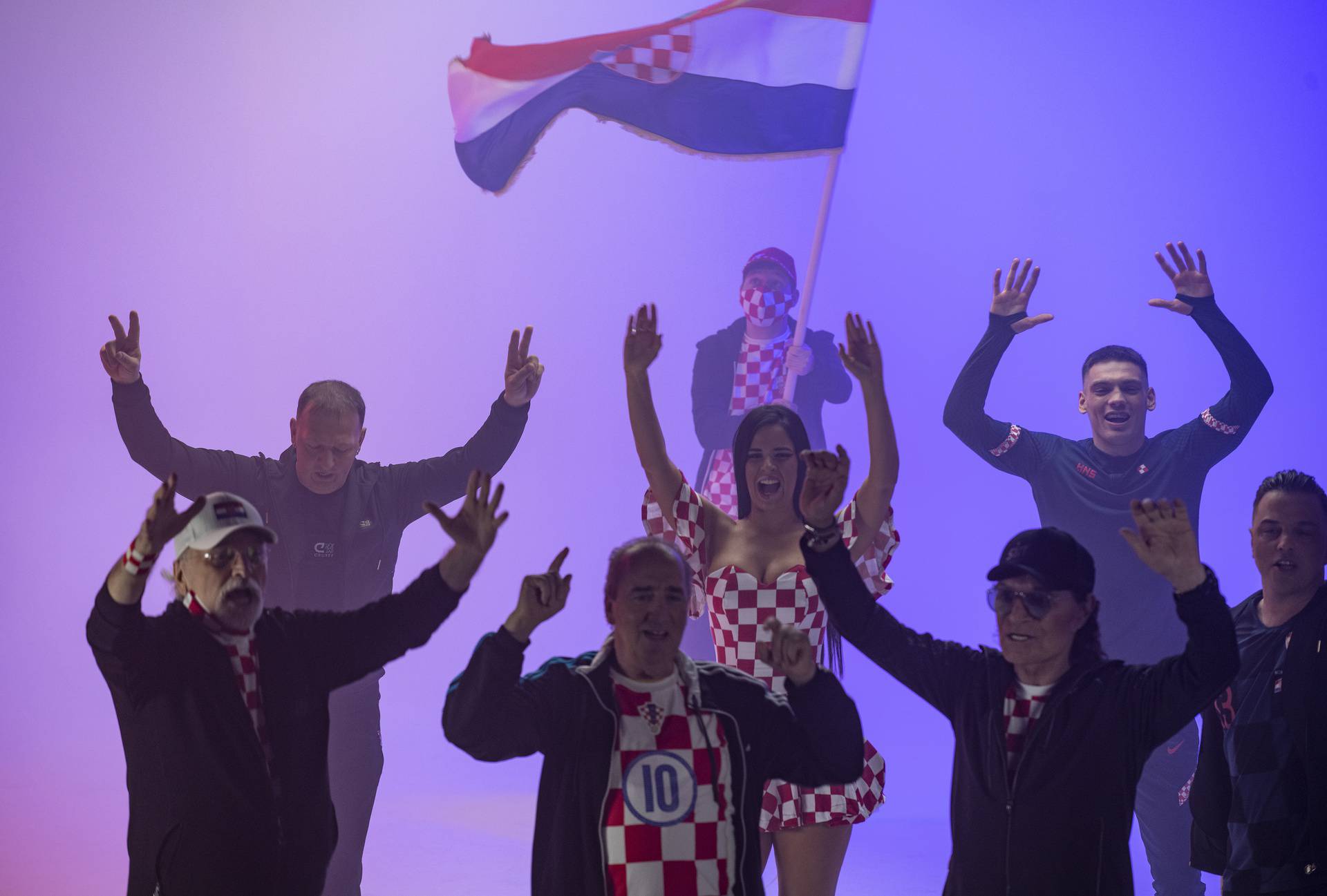 Snimili novu nogometnu himnu, Knoll je zaplesala uz Grdovića: 'Modrić nam se odmah javio'
