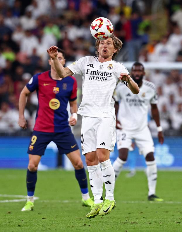 Spanish Super Cup - Final - FC Barcelona v Real Madrid