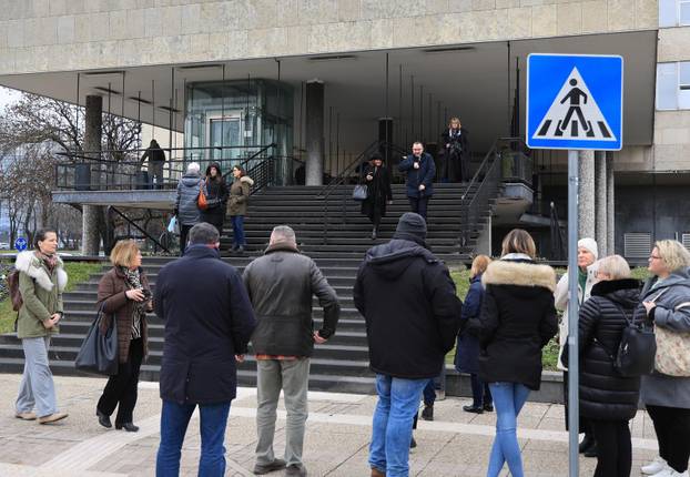 Zagreb: Evakuacija Gradskog poglavarstva zbog dojave o eksplozivnoj napravi