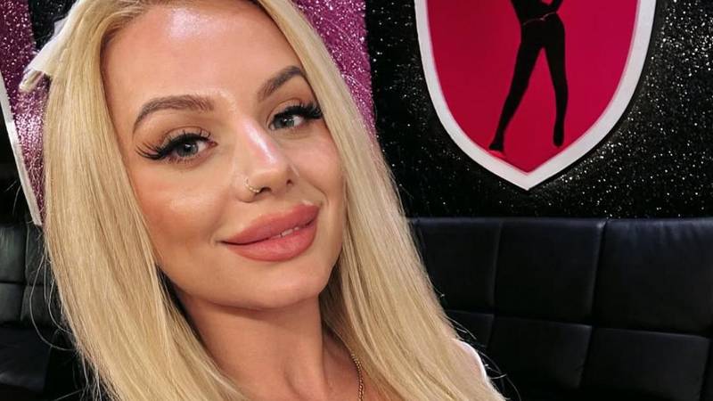 FOTO Eskort dama i mama: 'Moja kći sve zna i ne osuđuje, zbog posla sam bolji roditelj'