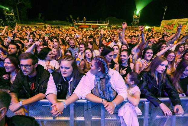 Atmosfera na prvoj večeri Sea Star Festivala u Umagu