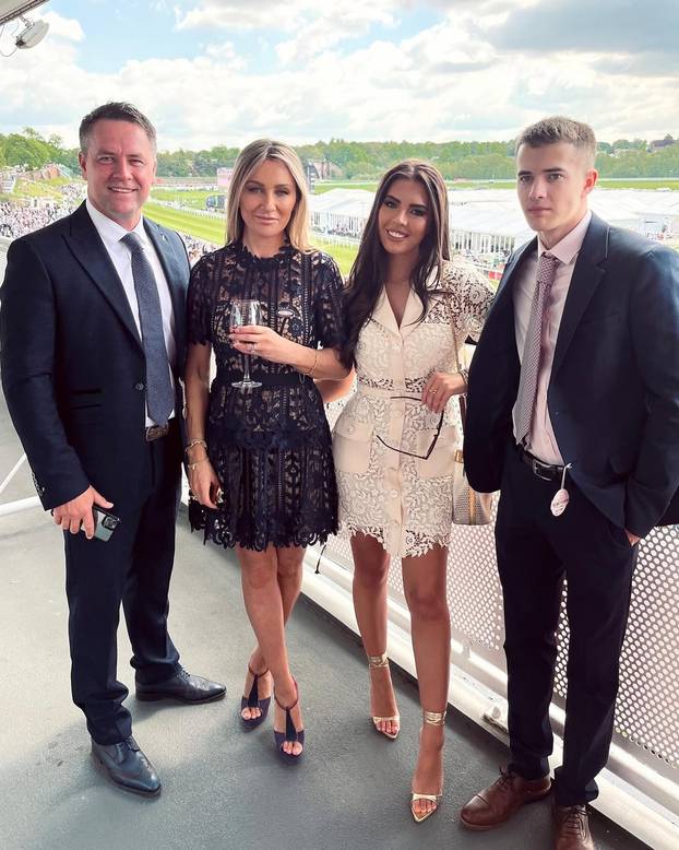 FOTO Noćna mora legende: 'Sin mi je oslijepio od neizlječive bolesti. Dao bih mu svoje oči...'