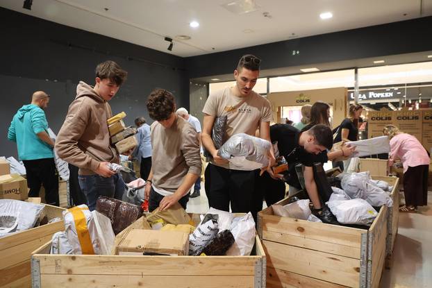 Trgovina "izgubljenih" paketa stigla je i u Split