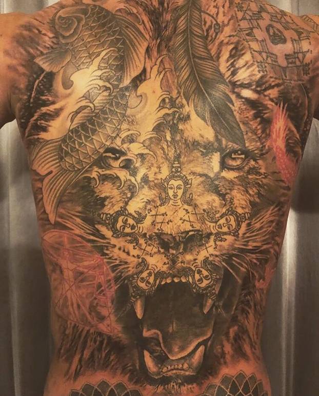 FOTO Tetovaže domaćih i stranih nogometnih zvijezda: Čavao, svoj lik, brat pa i bivša supruga