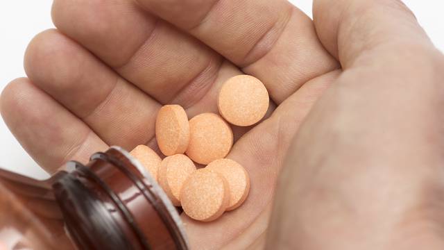 Neke vitamine je pametnije ne uzimati - oni su uzročnici raka
