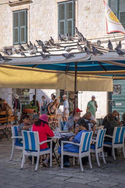 FOTO Dubrovnik pun turista