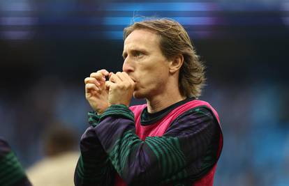 Barca je skoro kupila turskog dijamanta, a onda ga je nazvao Modrić i sve je preokrenuo...