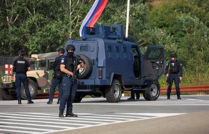 'Zločine na sjeveru Kosova financira Beograd, to nisu civili već profesionalne vojne snage'