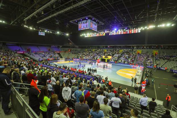 IHF Svjetsko rukometno prvenstvo 2025., Slovenija - Island