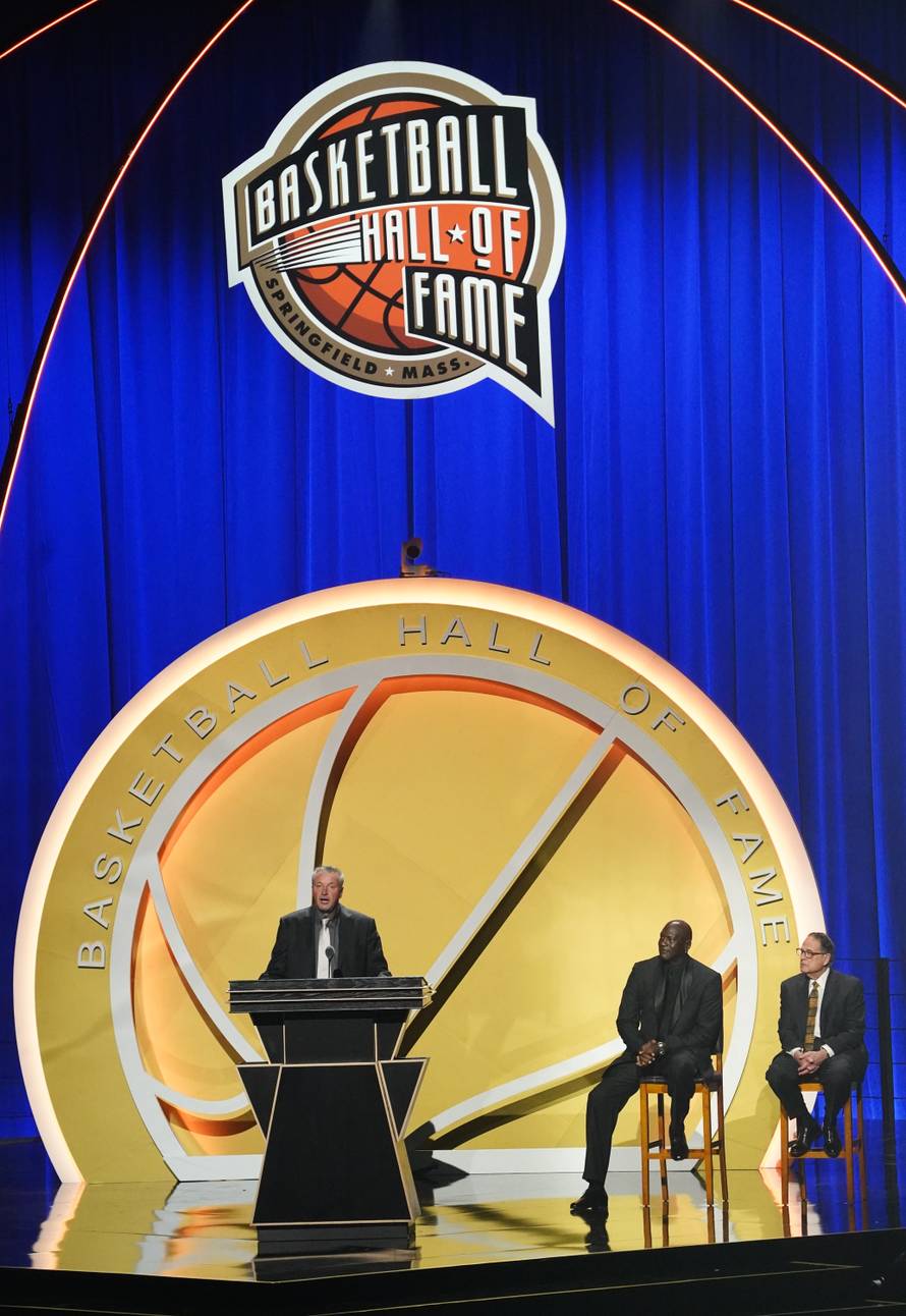NBA: The Naismith Memorial Basketball Hall of Fame-Enshrinement
