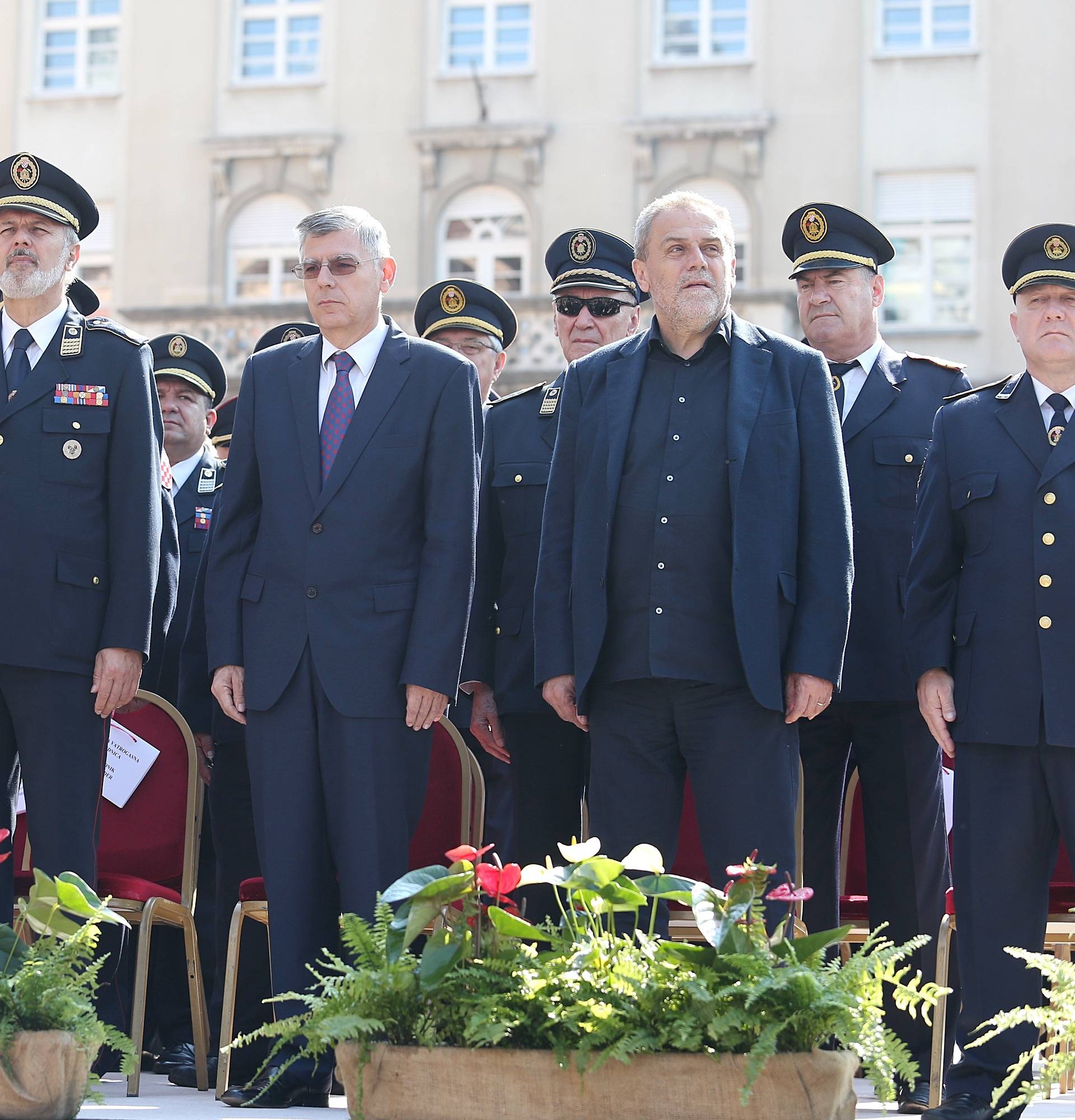 'Vatrogasci često ugrožavaju svoje živote da spase druge'