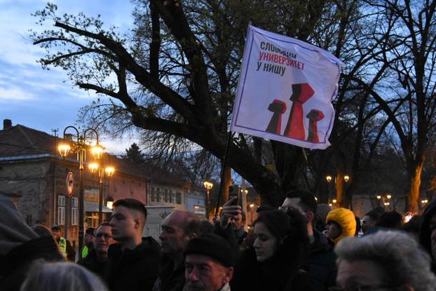 Studenti u Nišu pozvali na komemoraciju povodom 17 mjeseci od tragedije u Novom Sadu i minutu šutnje za nedavno stradalu studenticu u Beogradu