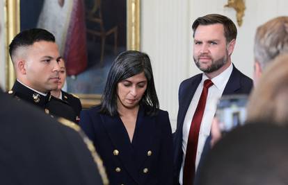 Supruga  JD-a Vancea bez prstena, cure priče o razvodu: Glasnogovornik otkrio istinu...