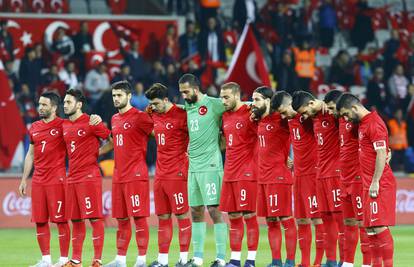 Nova sramota: Turski navijači nisu hjeli odati počast žrtvama