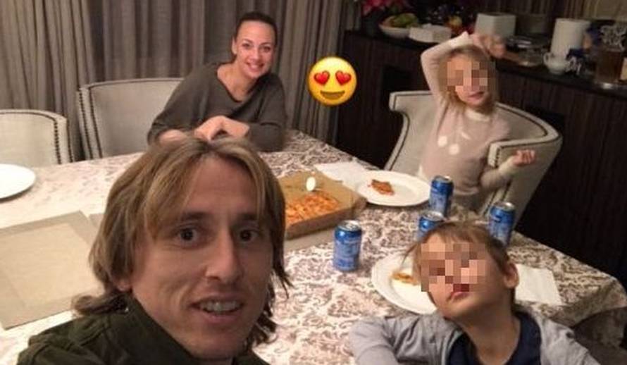 Španjolcima je platio porez: Nasreću, ostalo mu je za pizzu