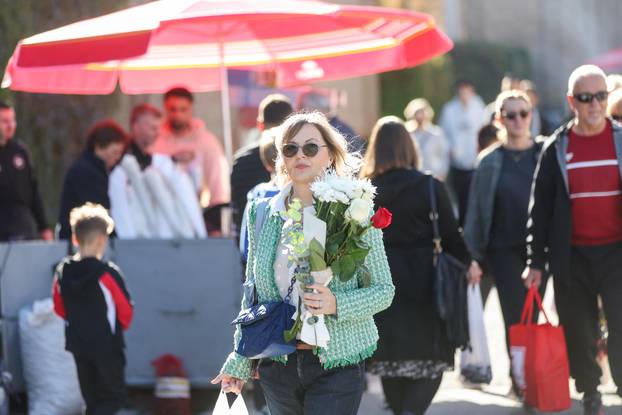 Zagreb: Svi sveti groblja poznatih osoba