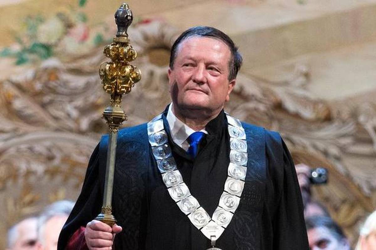 Boras opet lupeta: I mene su uznemiravali, ali ne seksualno