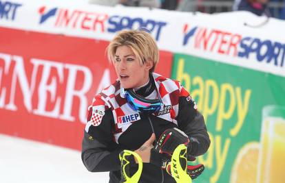 Skijašica Nika Fleiss uoči Nove godine napravila promjenu, ima frizuru koja joj odlično pristaje