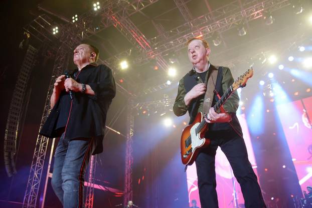 Pula: Prljavci napunili Arenu