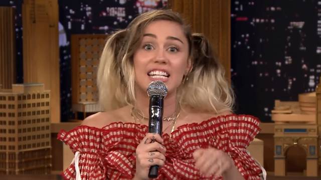 Urnebesno: Miley Cyrus pjevala pjesme prevedene s hrvatskog