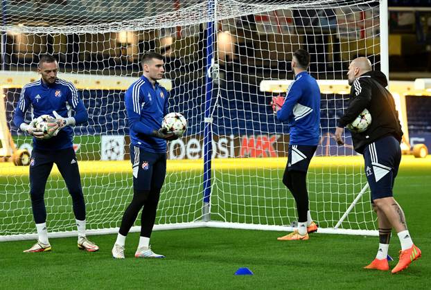 London: Trening GNK Dinama uoči sutrašnje utakmice Lige prvaka