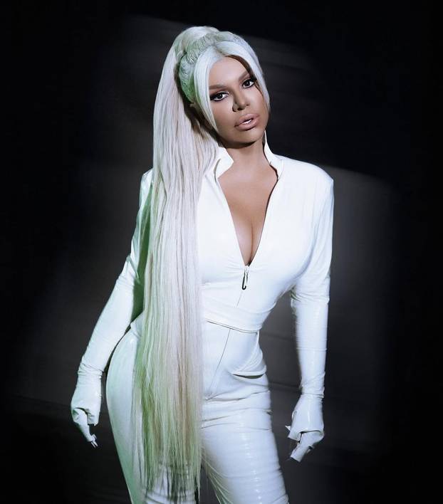 FOTO Dara Bubamara danas je neprepoznatljiva! Potrošila je 45 tisuća eura u novi izgled