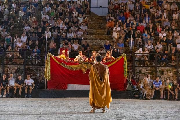 Borbe gladijatora u pulskoj Areni