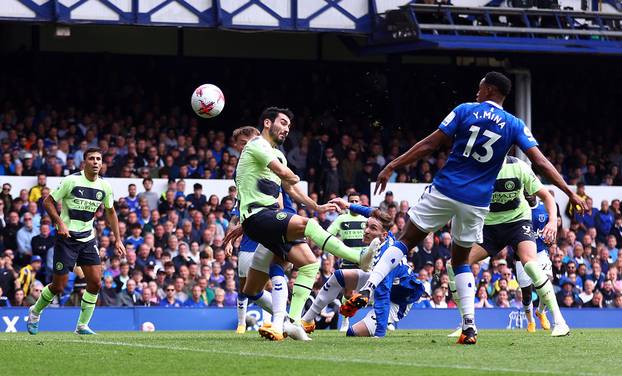 Premier League - Everton v Manchester City