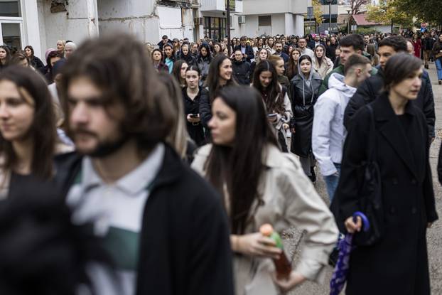 Zbog femicida u Mostaru održana je prosvjedna šetnja 