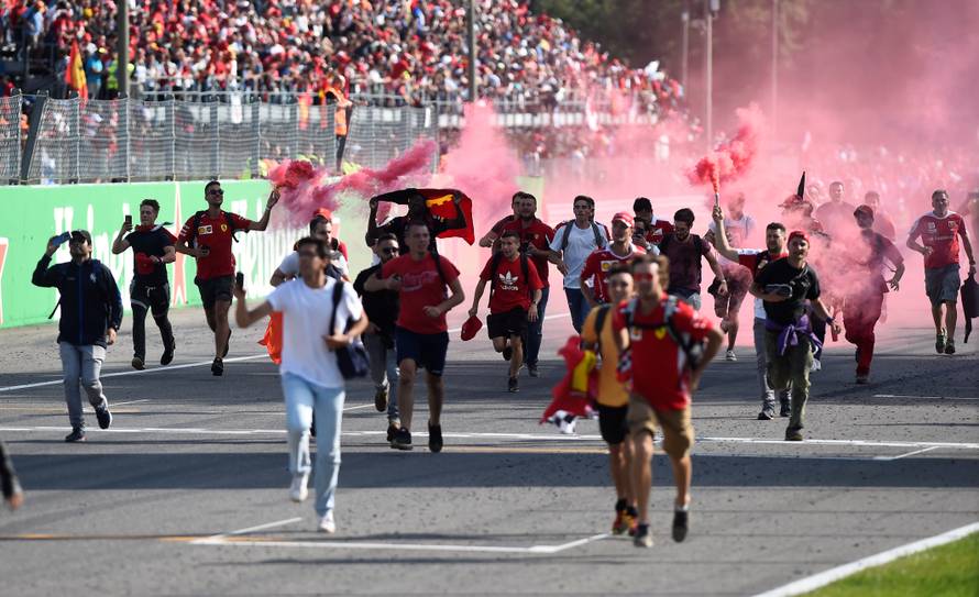 Ludilo u Monzi: Ferrari slavio kod kuće nakon devet godina!