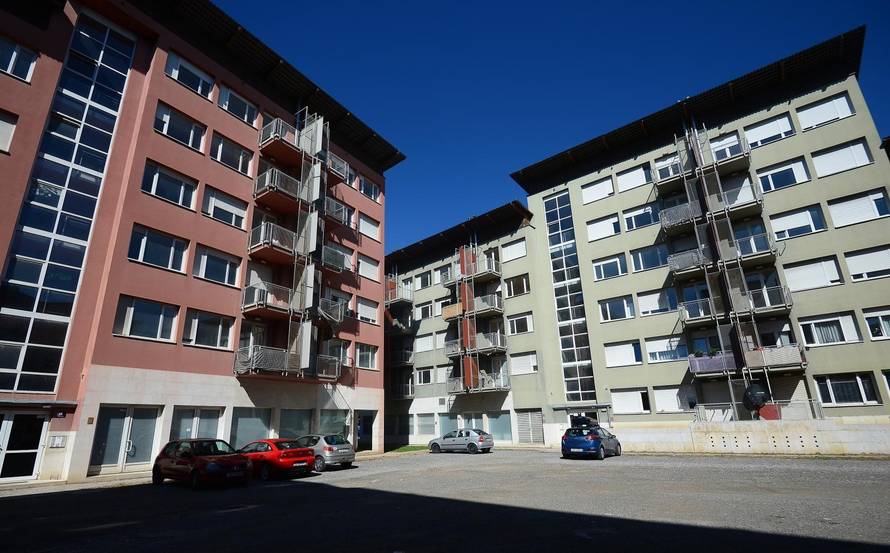 Preuređuju zgradu: Policajcima će susjedi biti ilegalni stanari?