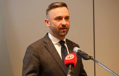 Ministar Piletić nakon smrti djeteta: 'Nije bilo elemenata da se dijete žurno izdvoji iz obitelji'