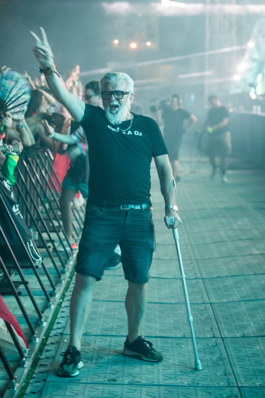 Split - DJ Vini Vici.