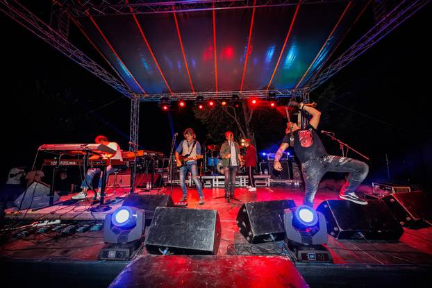 Split: Koncert Prljavog kazališta na Zvončacu