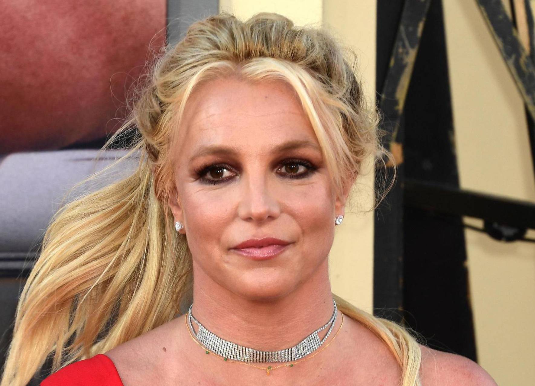 Britney nakon raspada braka objavila golišavu snimku: U toplesu se valjala po krevetu