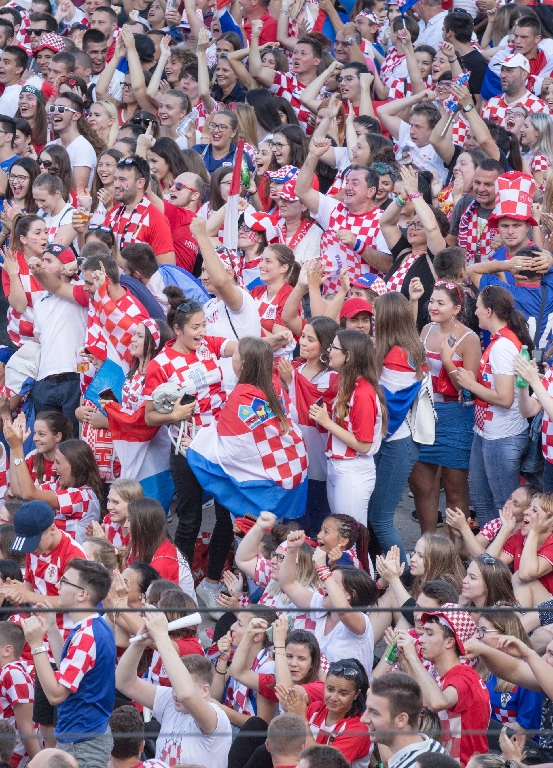 Ponos i suze diljem Hrvatske: 'Ma vi ste za nas ipak prvaci!'