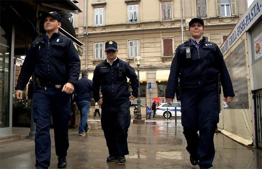 Istarska policija mu je ispunila želju: Luka ima Down sindrom i na jedan dan je postao policajac