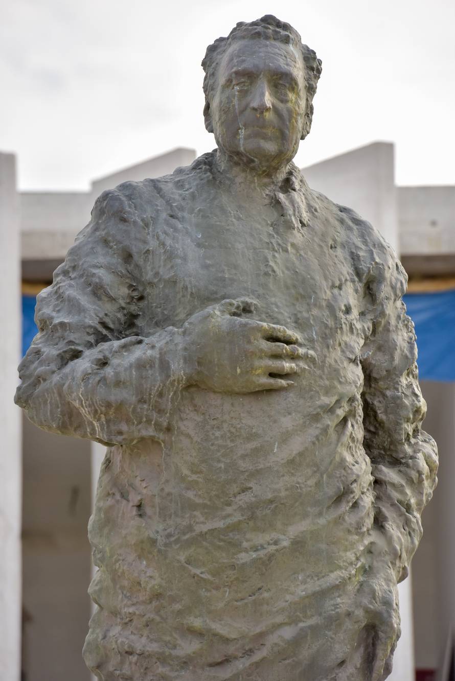 Å kabrnja: Spomenik dr. Franji TuÄmanu