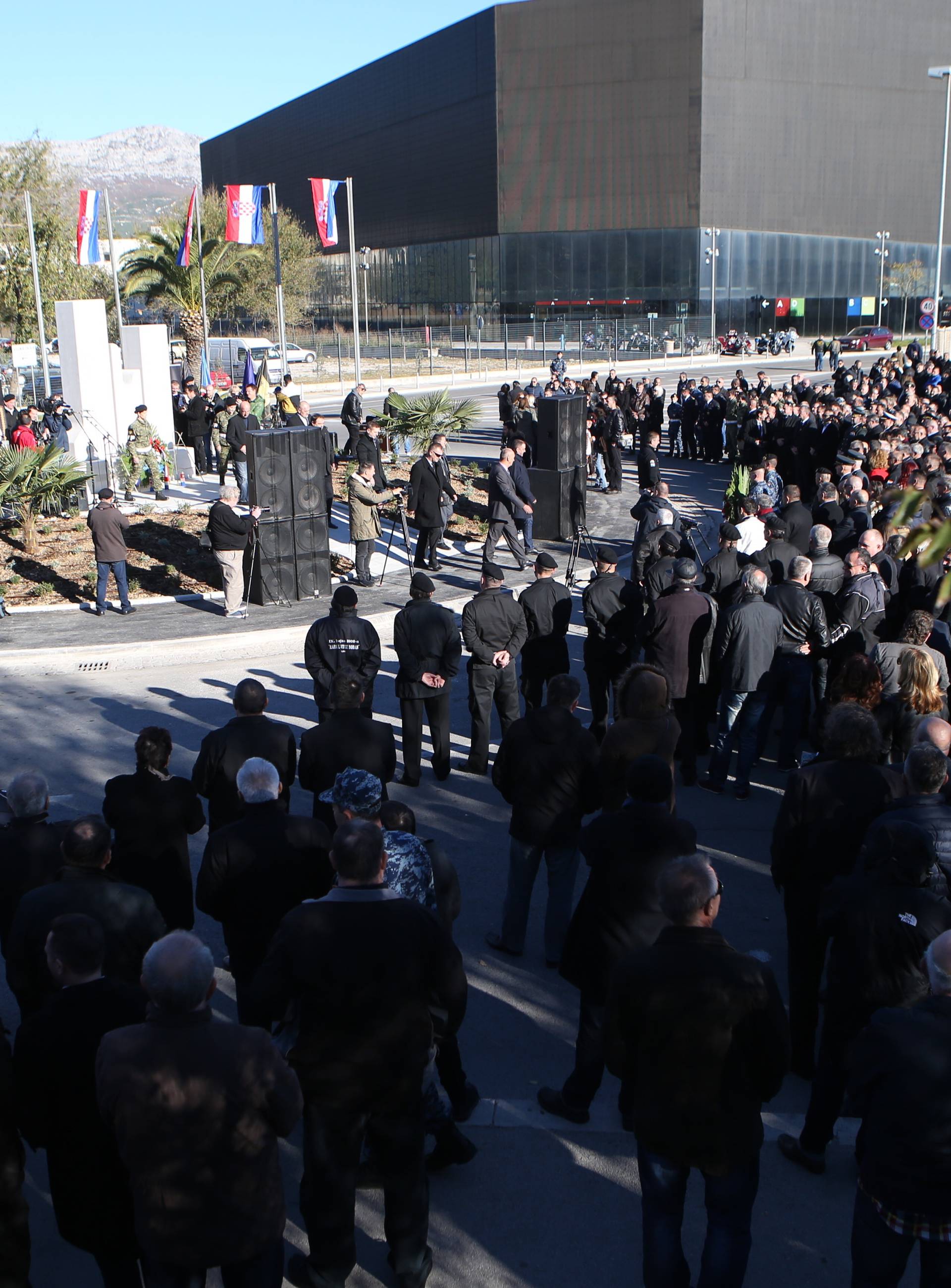 Spomenik poginulim herojima 72. bojne vojne policije u Splitu